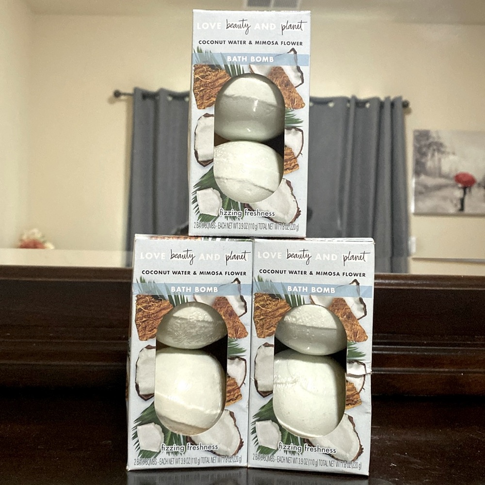 Love beauty and planet, Bath Bombs, 3 (2) packs.